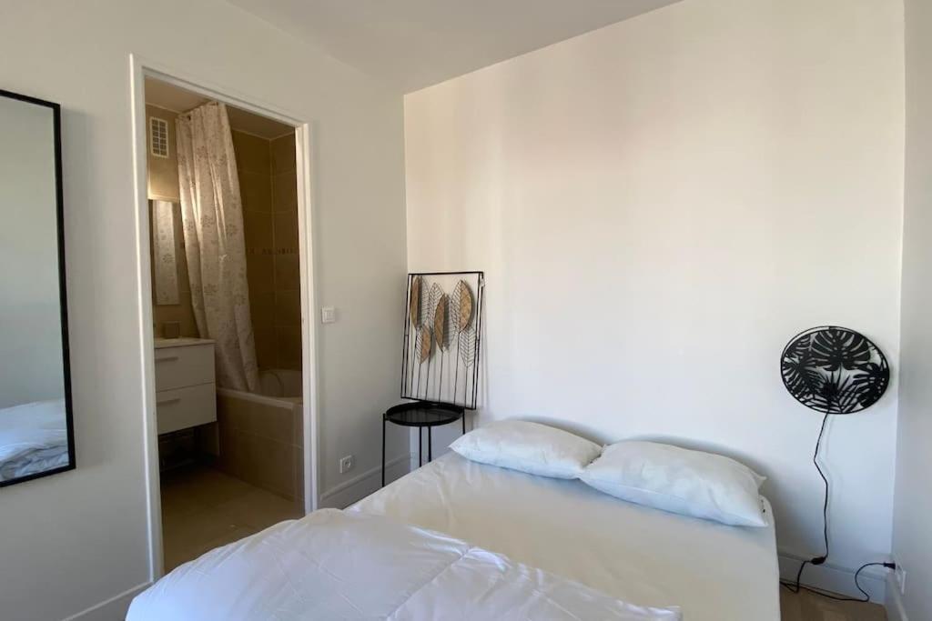 Beau Studio Cosy Et Calme - Face A La Gare De Rosny-Sous-Bois - 20Mn De Paris Et Disneyland Exteriör bild